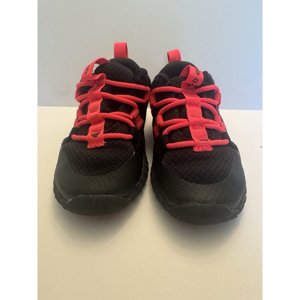 New Balance Toddler Size 7 Black Pink Trail Running Shoes Lace Up
